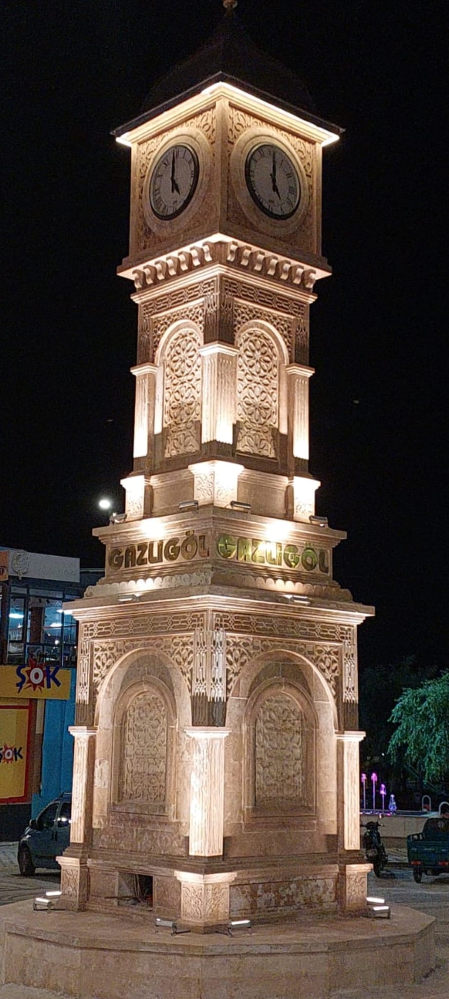 Saat Kulesi - Gazlıgöl Saat Kulesi 3